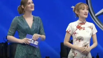 翻译小姐姐旗袍,翻译小姐姐的时尚演绎